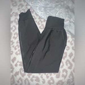 Old navy athletic elevate leggings